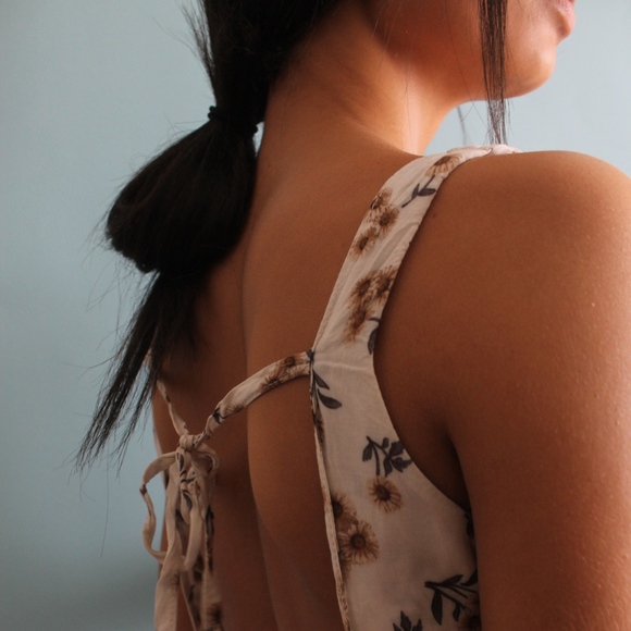 Brandy Melville Dresses & Skirts - RARE Brandy Sunflower Dress (tie-back)